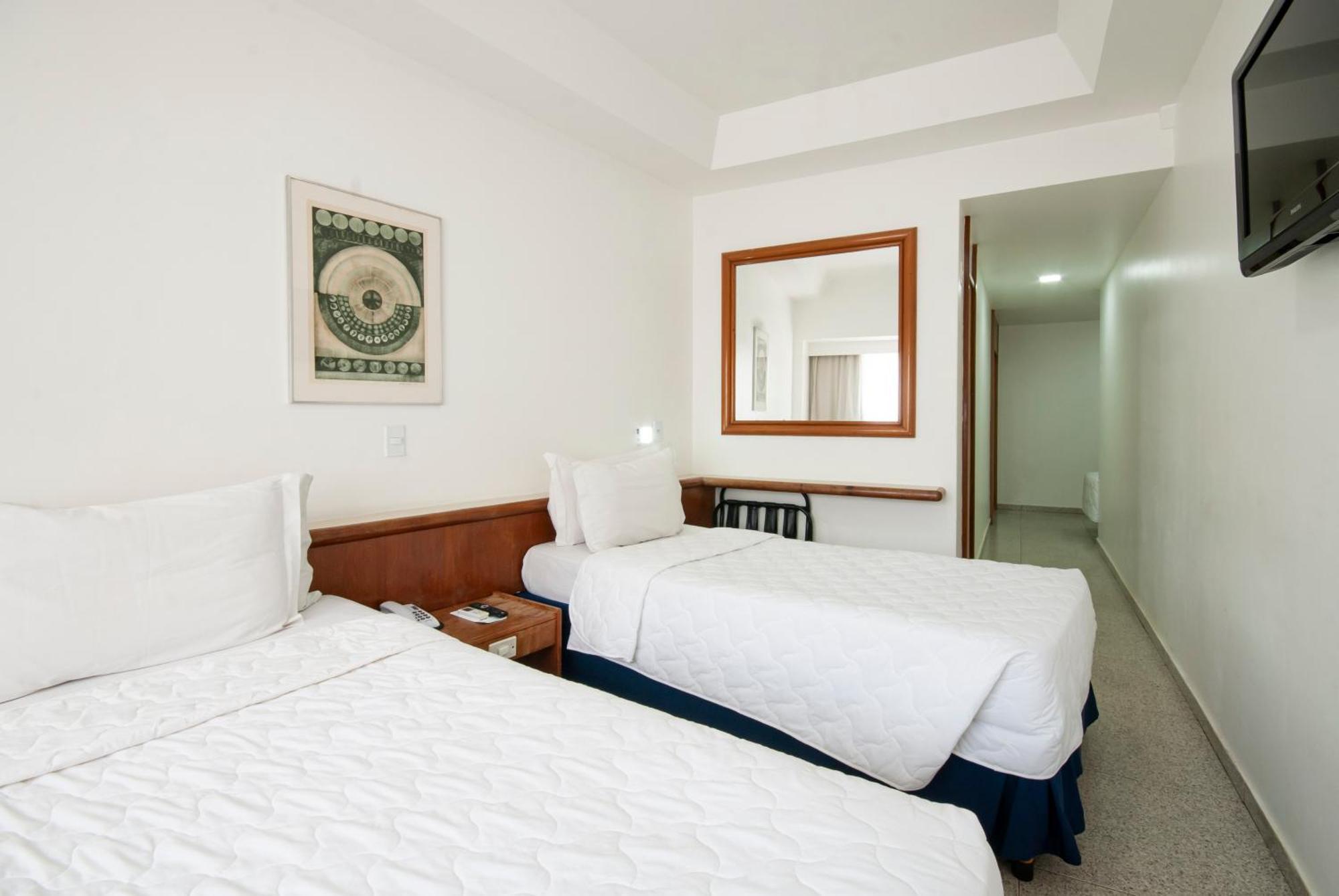 Hotel Bandeirantes Rio de Janeiro Exterior photo